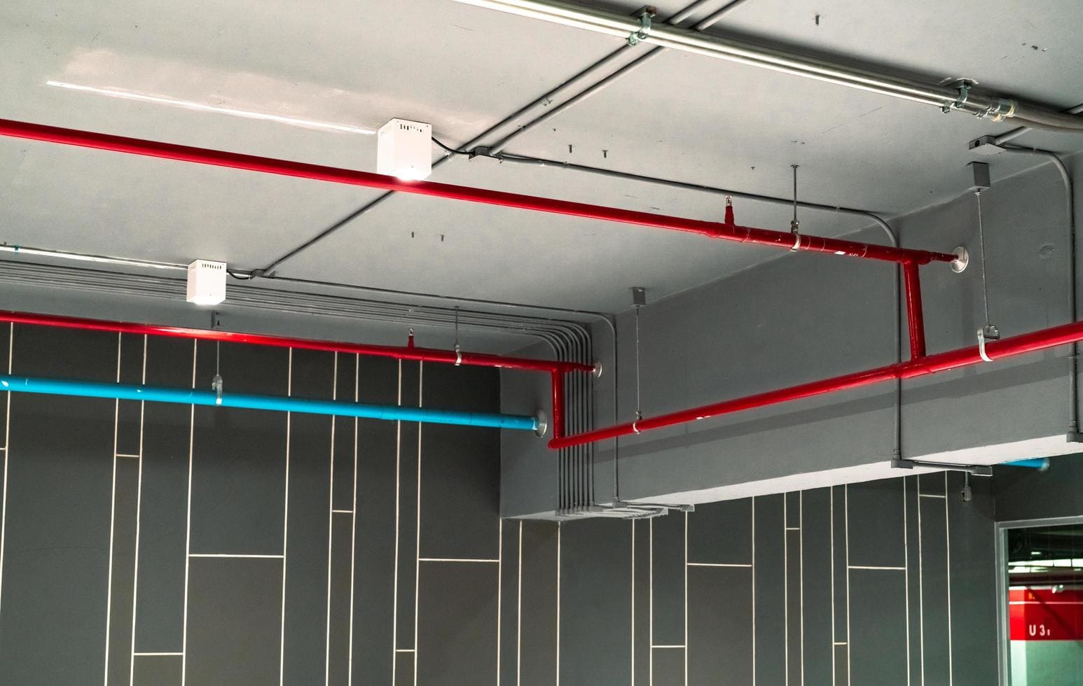 How Fireproofing Protects Structural Steel in Civil Construction Projects in Dammam, Jubail, and Eastern Province